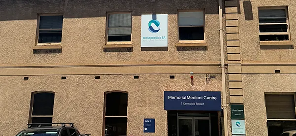 Memorial Medical Centre with Orthopaedics SA signage